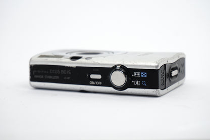 Canon IXUS Silver Compact Digital Camera image 4
