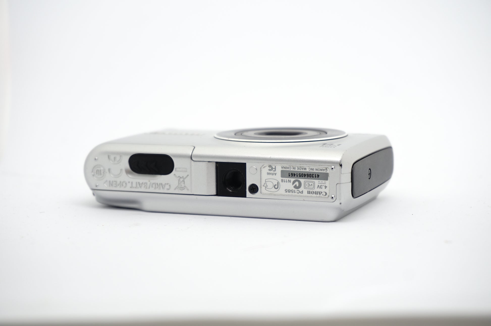 Canon Silver Black Lens 14MP Compact Digital Camera image 4