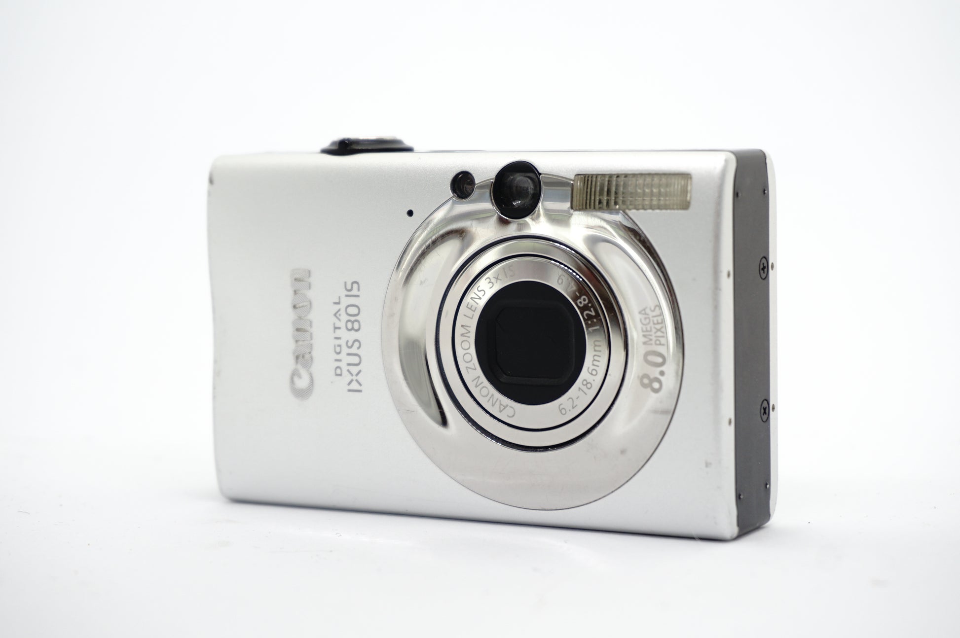 Canon IXUS Silver Compact Digital Camera 2 image 1