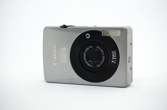 Canon IXUS 75 Silver Digital Camera image 1