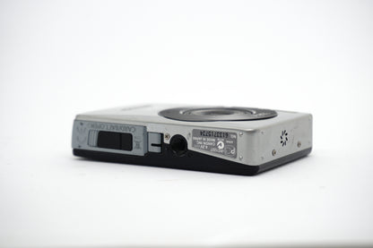 Canon IXUS 75 Silver Digital Camera image 4