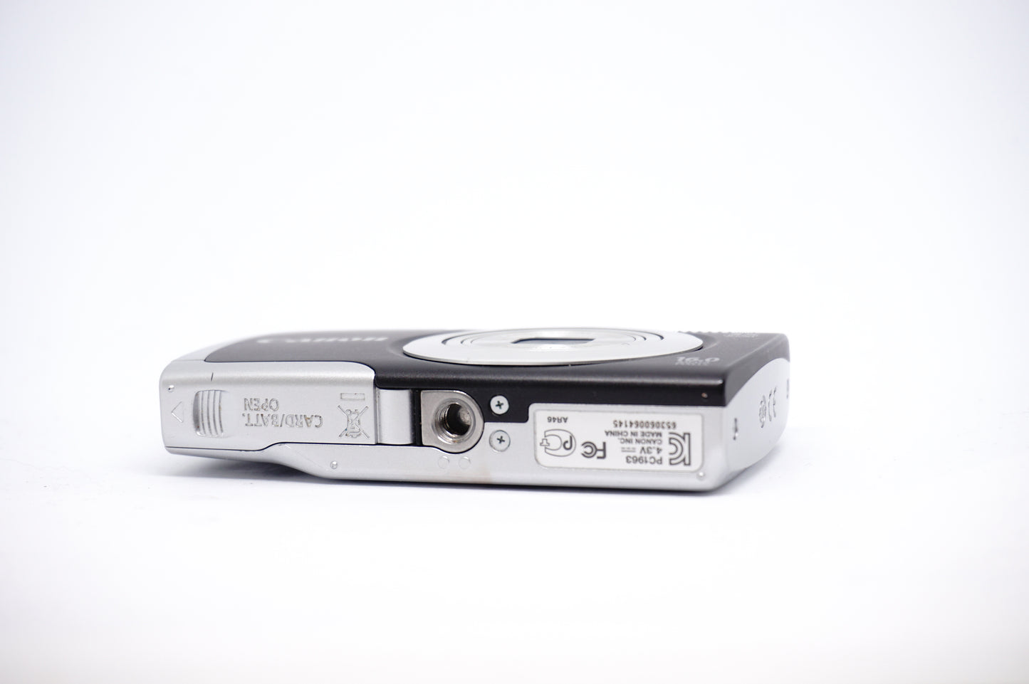 Canon Silver 5X Zoom 2 Compact Digital Camera underneath view