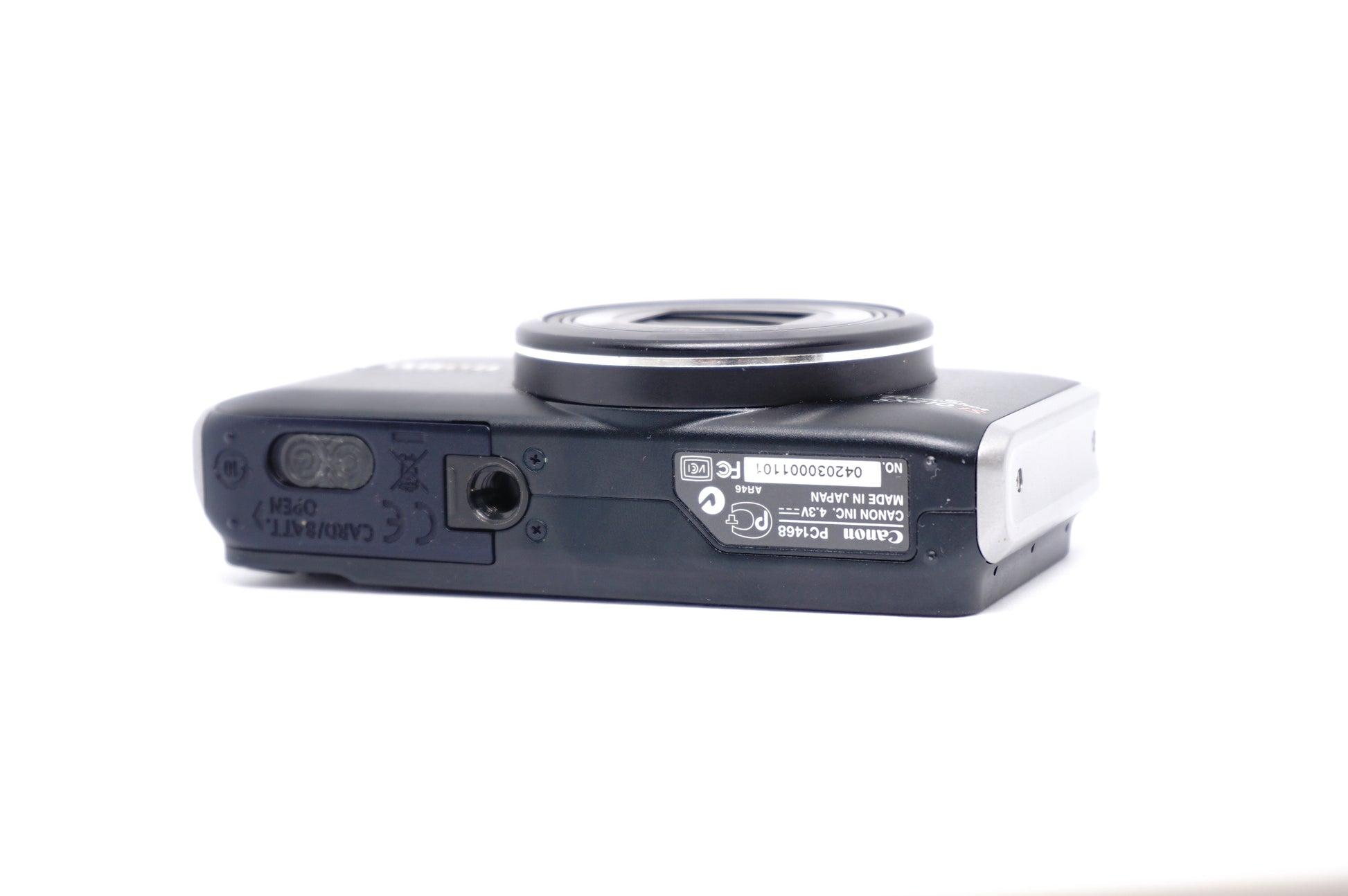 Canon Black Zoom 14X Compact Digital Camera underneath view