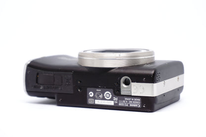 Canon Powershot SX200 IS Black Digital Camera underneath view