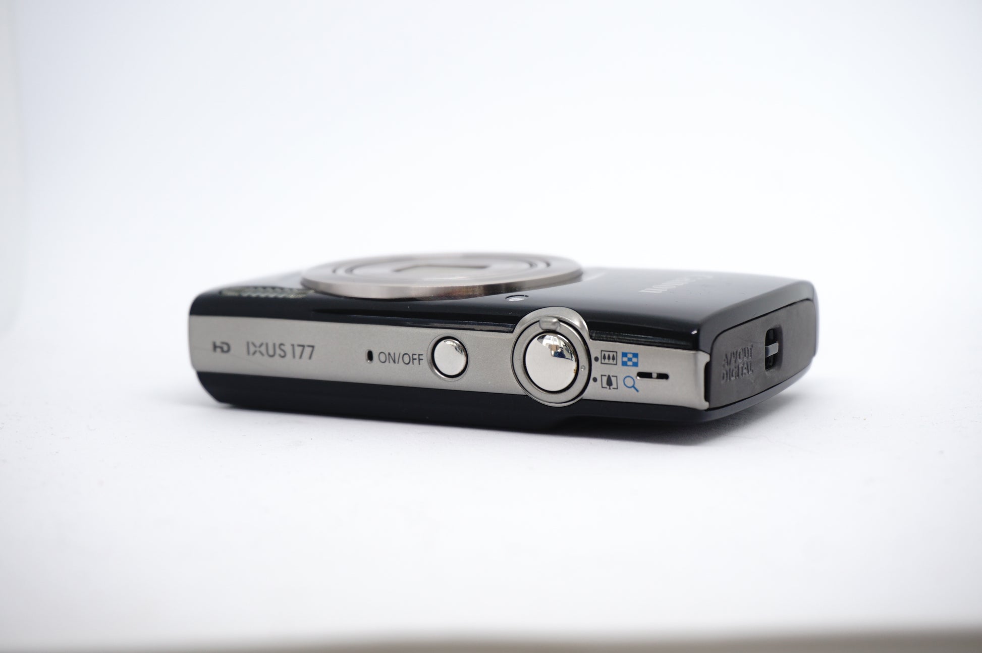 Canon IXUS Black 8x Compact Digital Camera top view