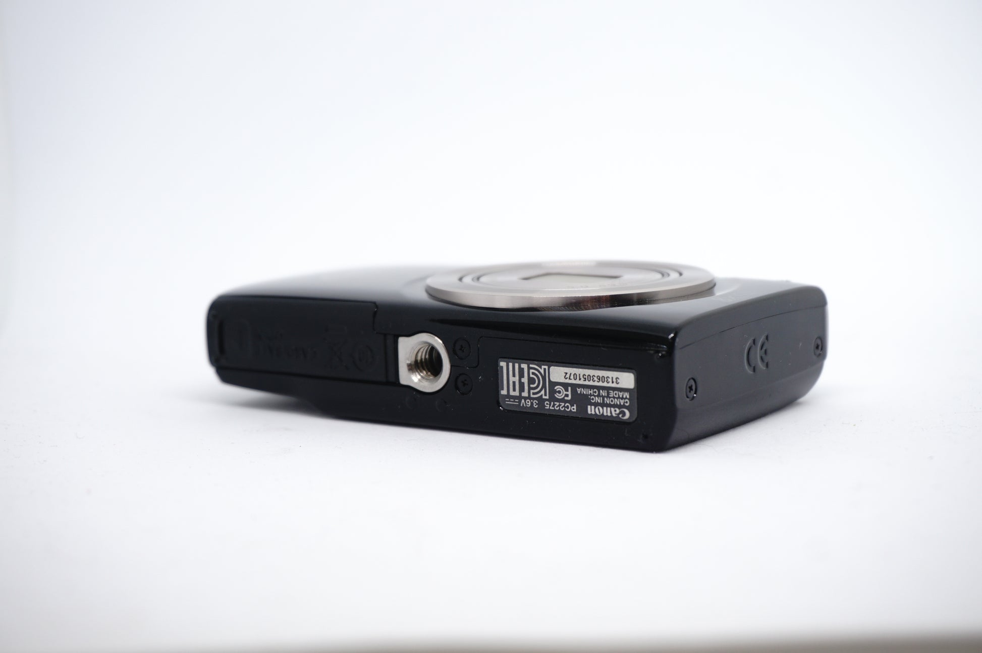 Canon IXUS Black 8x Compact Digital Camera underneath view
