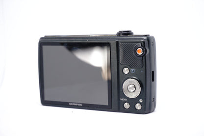 Olympus Black 10x Compact Digital Camera back view