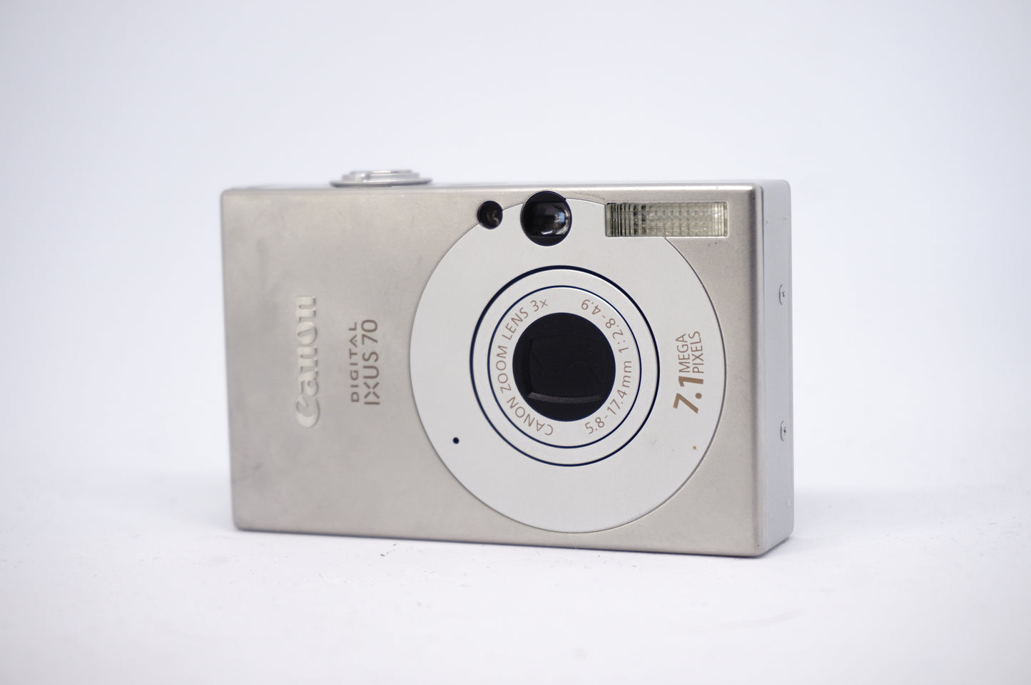 Canon IXUS Silver 7.1MP Compact Digital Camera front view