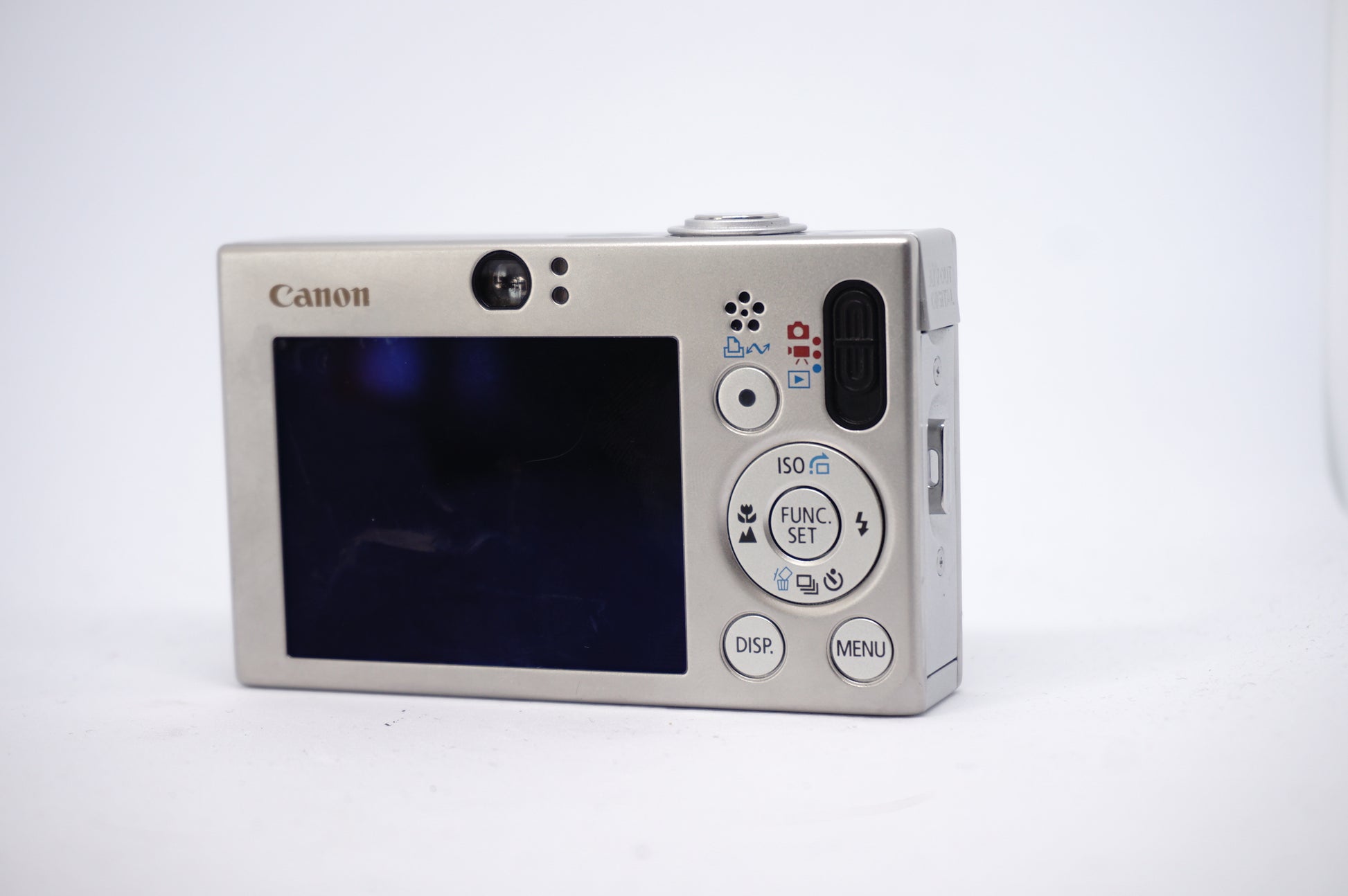 Canon IXUS Silver 7.1MP Compact Digital Camera back view