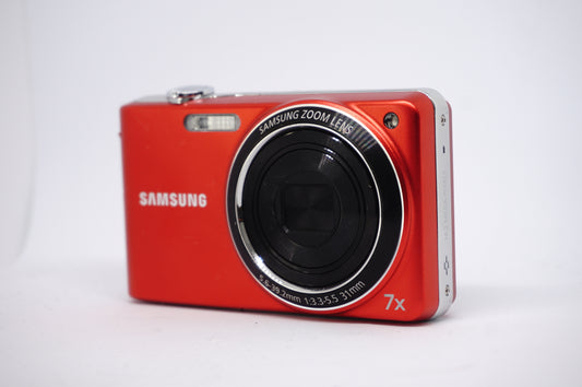 Samsung Red 7x Compact Digital Camera front view