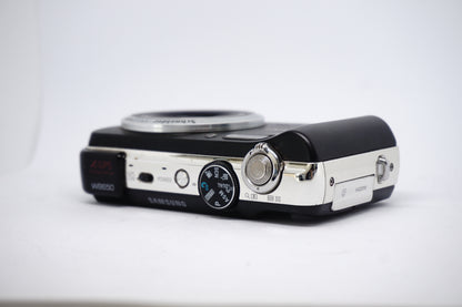 Samsung Black 15x Compact Digital Camera top view