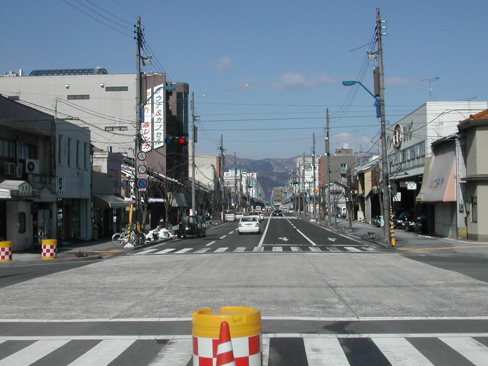 Sample photo taken on Nikon Coolpix 775 (landscape or street)