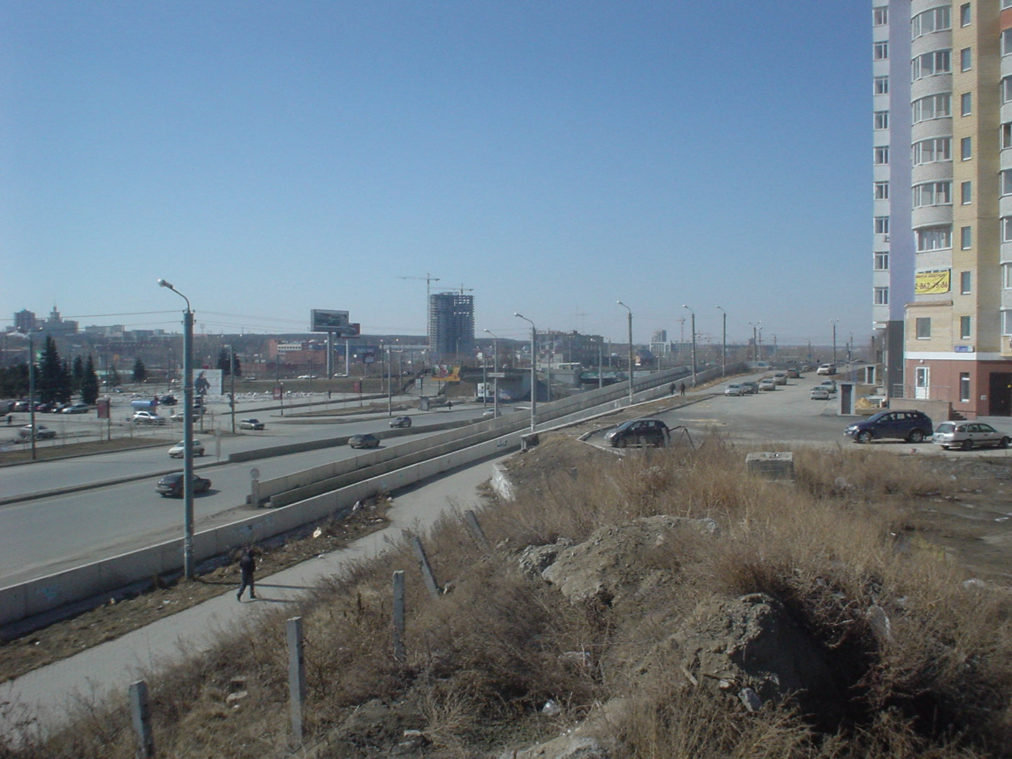 Sample photo taken on Sony Cybershot DSC-U20 (landscape or street)